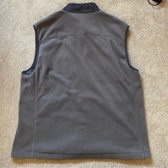 Greg Norman fleece vest size large - Picture 3 of 4